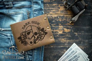 Мужское кожаное портмоне с надписью и рисунком, фото